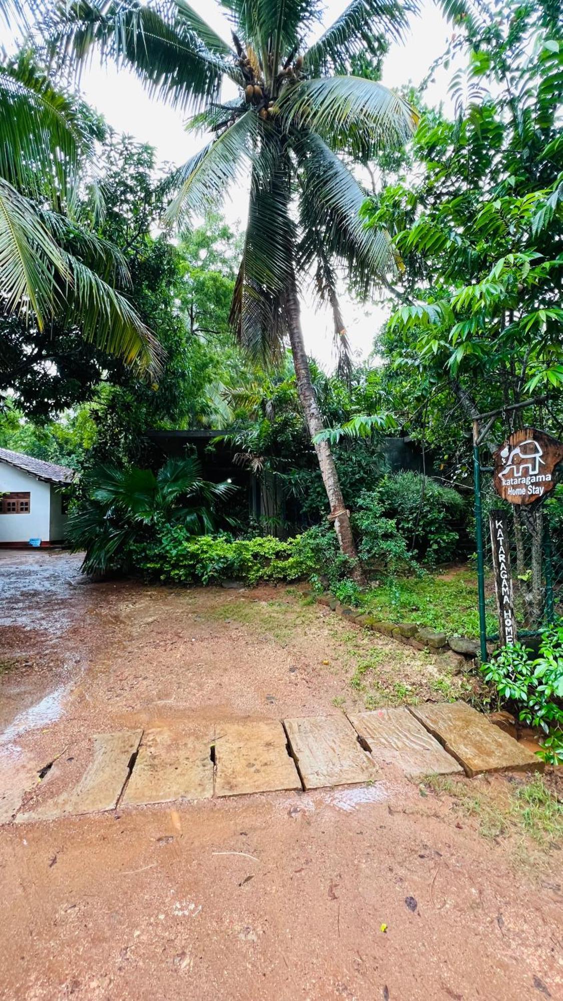 Kataragama Homestay Dış mekan fotoğraf